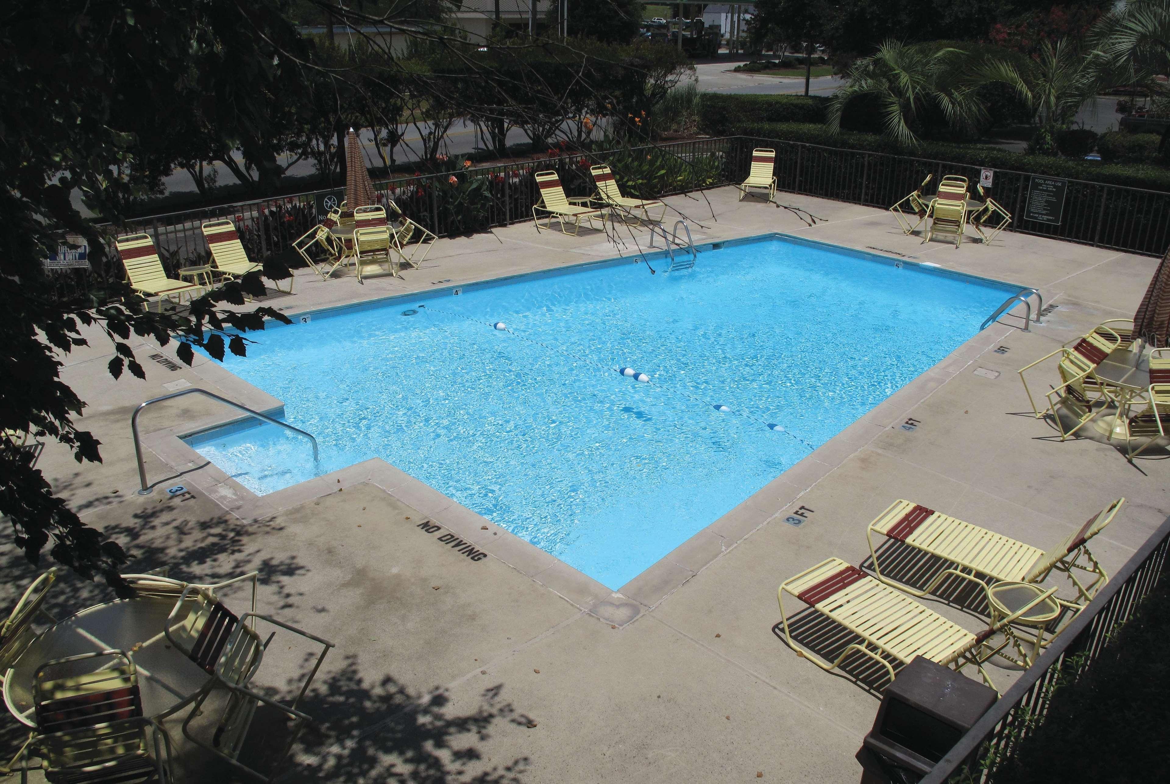 Super 8 By Wyndham Alojamento de Turismo Selvagem Savannah